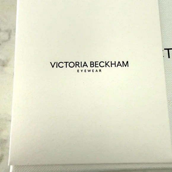 Victoria Beckham Tortoiseshell Sunglasses with Brown Gradient Lenses - Picture 6 of 9